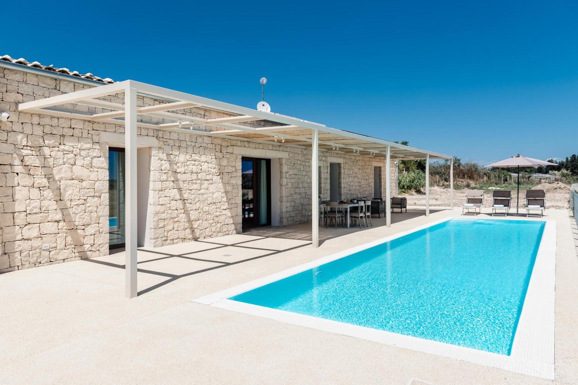 La Siesta Villa
